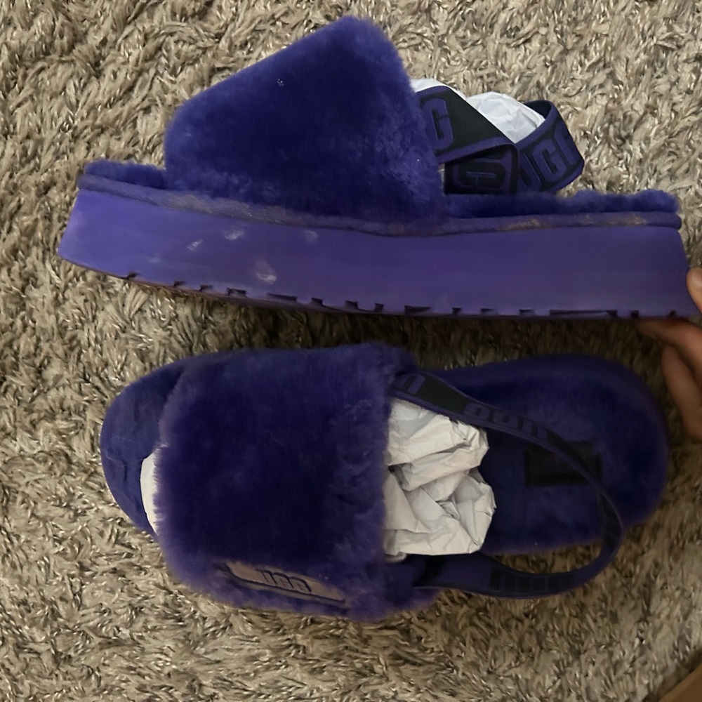 UGG Women's Plush Purple Slippers - Picture 4 of 4